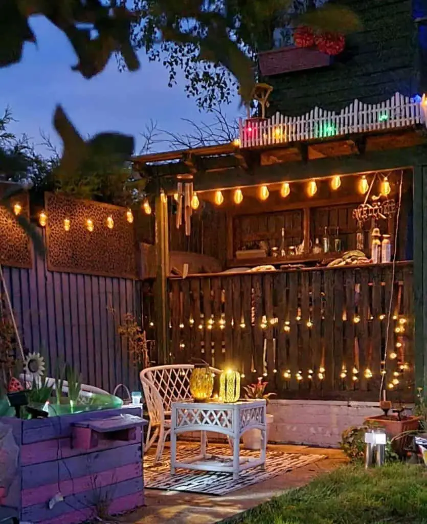 pallet bar with lights
